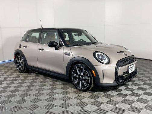 2023 MINI Hardtop Cooper S