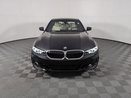2025 BMW 330 i