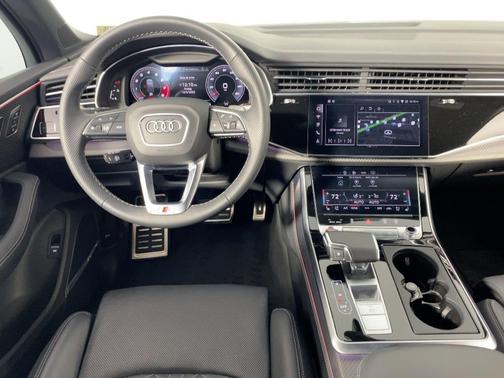 2025 Audi SQ7 4.0T Premium Plus