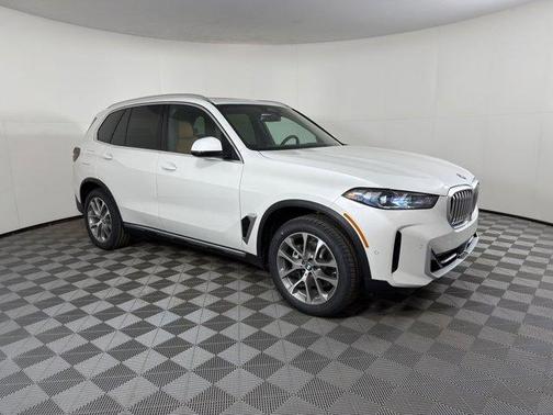 Mineral White Metallic 2026 BMW X5 sDrive40i