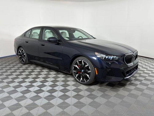 2026 BMW 550e xDrive