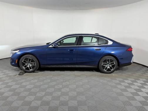2026 BMW 530 i