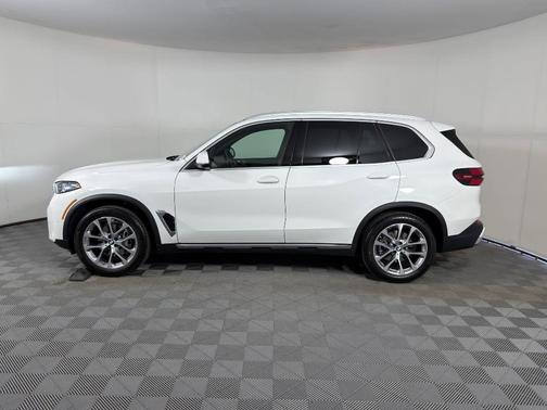 2026 BMW X5 sDrive40i