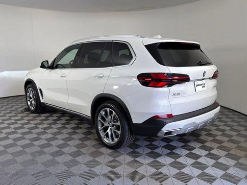2026 BMW X5 sDrive40i