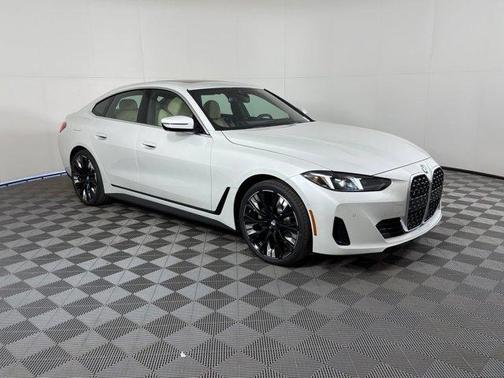 Mineral White Metallic 2026 BMW 430 Gran Coupe i