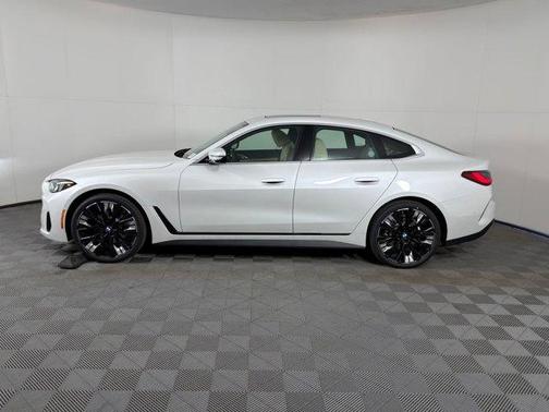 Mineral White Metallic 2026 BMW 430 Gran Coupe i
