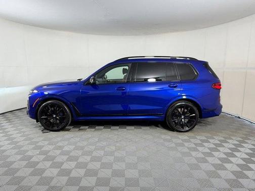 Bay Blue 2024 BMW X7 M60i