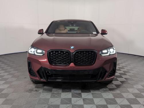 2025 BMW X4 xDrive30i