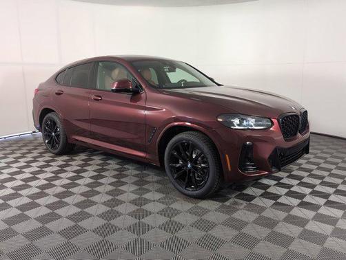 2025 BMW X4 xDrive30i