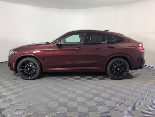 2025 BMW X4 xDrive30i