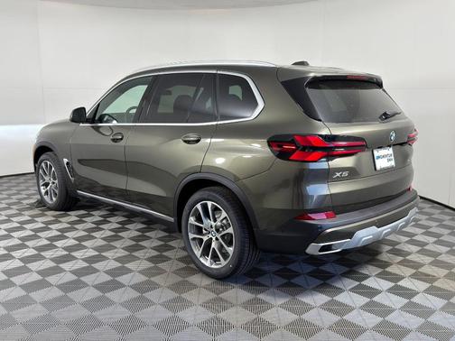 2026 BMW X5 sDrive40i