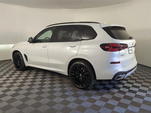 2026 BMW X5 sDrive40i
