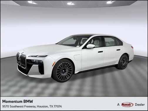 2026 BMW 750e xDrive