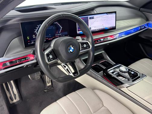 2023 BMW 760 760i xDrive