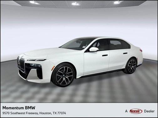Alpine White 2023 BMW 760 760i xDrive