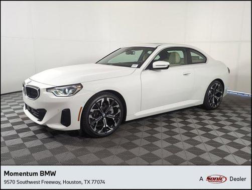2026 BMW 230 i