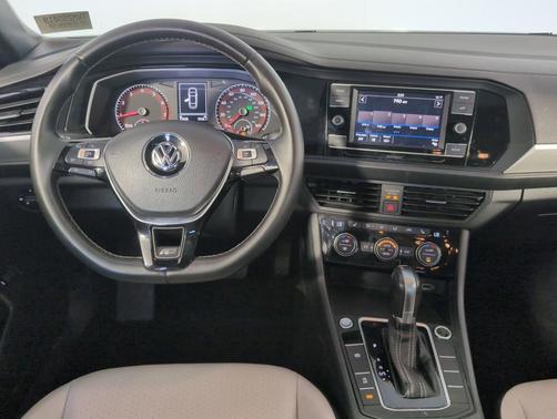 2019 Volkswagen Jetta 1.4T R-Line