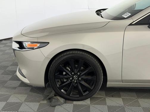 Platinum Quartz Metallic 2025 Mazda Mazda3 FWD w/Select Package