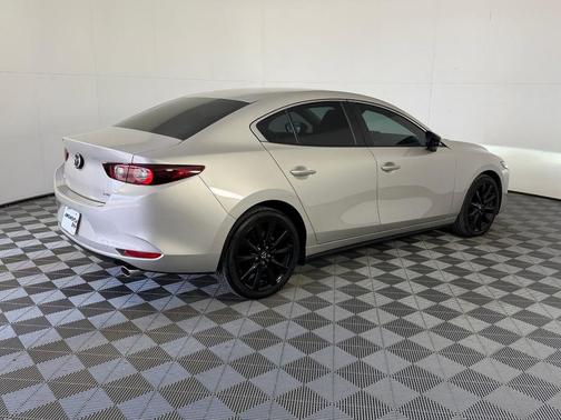 Platinum Quartz Metallic 2025 Mazda Mazda3 FWD w/Select Package