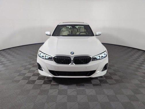 2025 BMW 330 i