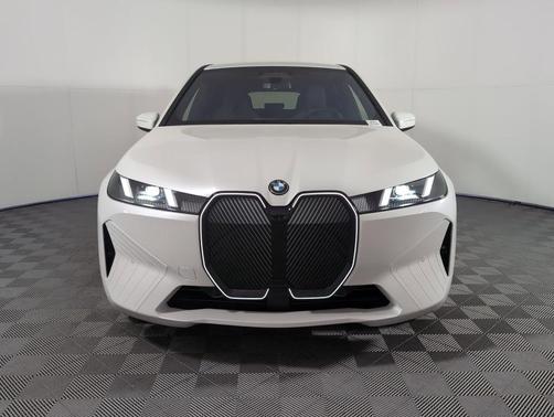 2026 BMW iX xDrive45