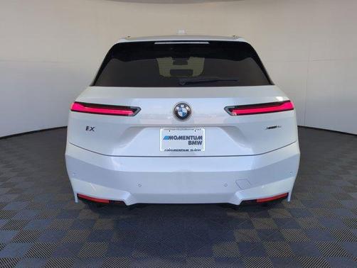 2026 BMW iX xDrive45