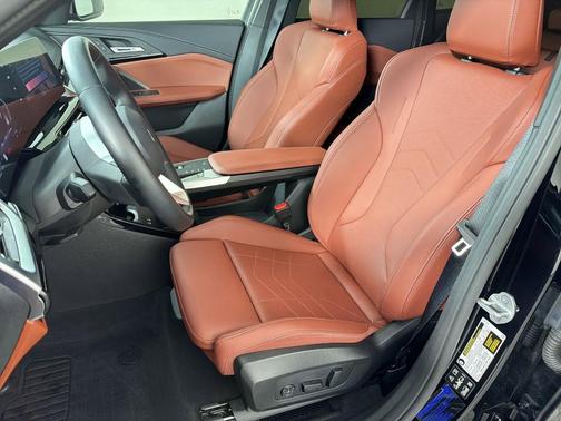 Jet Black 2026 BMW X1 xDrive28i