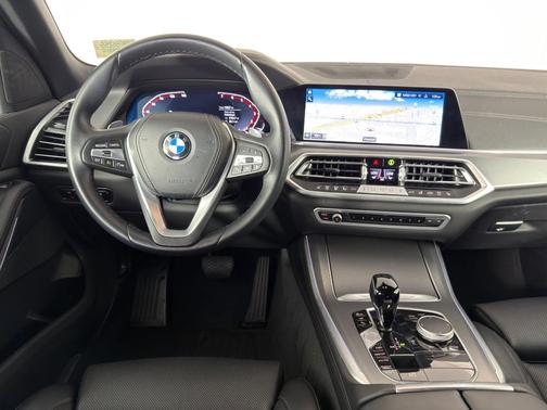 2023 BMW X5 sDrive40i