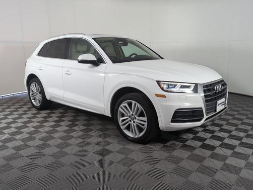 2018 Audi Q5 2.0T Premium Plus