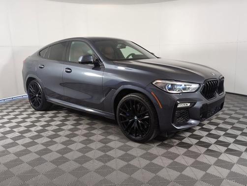 2021 BMW X6 M50i