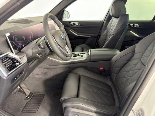 Alpine White 2026 BMW X5 sDrive40i