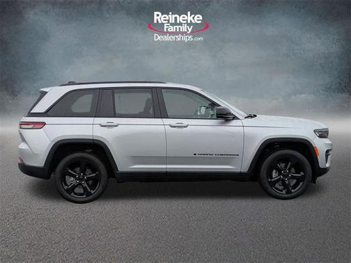 2023 Jeep Grand Cherokee Altitude