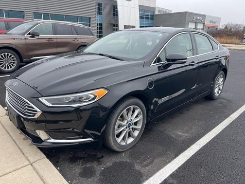 2018 Ford Fusion Energi SE Luxury