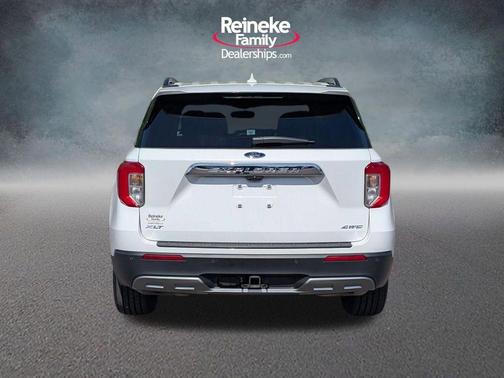 White Metallic 2023 Ford Explorer XLT