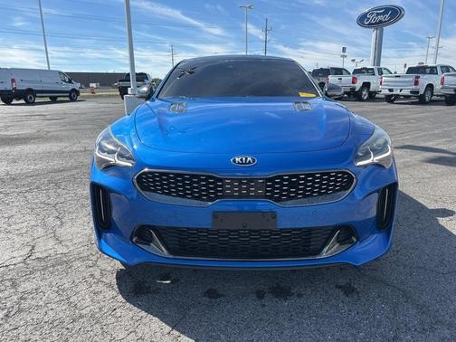 2019 Kia Stinger GT2