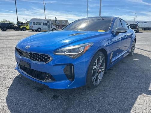 2019 Kia Stinger GT2