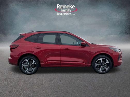Red Metallic 2025 Ford Escape ST-Line Elite
