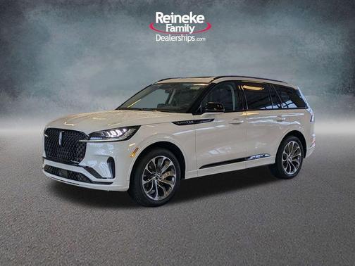 Pristine White 2026 Lincoln Aviator Premiere