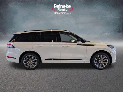 Pristine White 2026 Lincoln Aviator Premiere