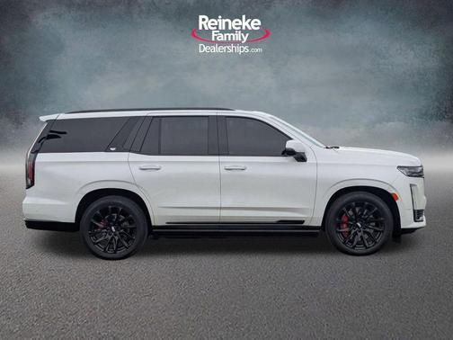 2024 Cadillac Escalade Sport