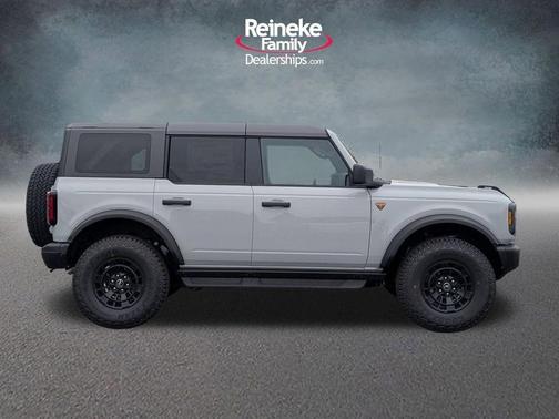 Avalanche 2026 Ford Bronco Badlands