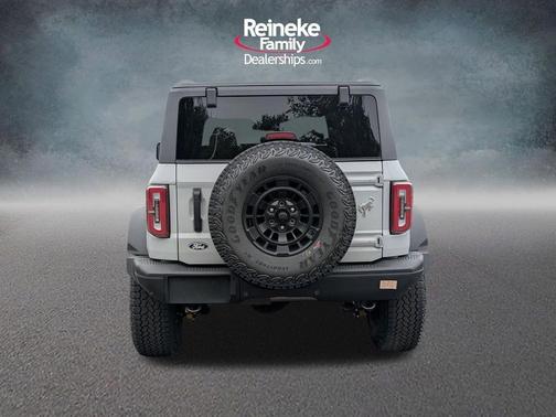 Avalanche 2026 Ford Bronco Badlands