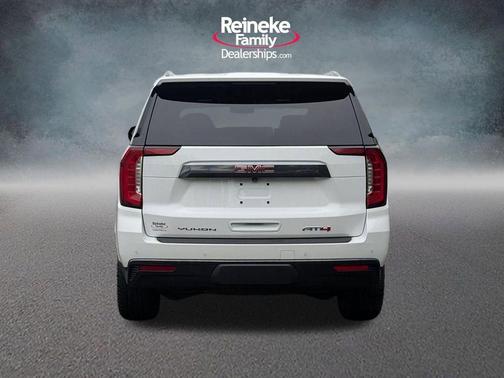 2024 GMC Yukon AT4