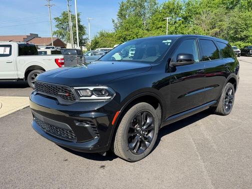 DB Black Crystal Clearcoat 2026 Dodge Durango GT