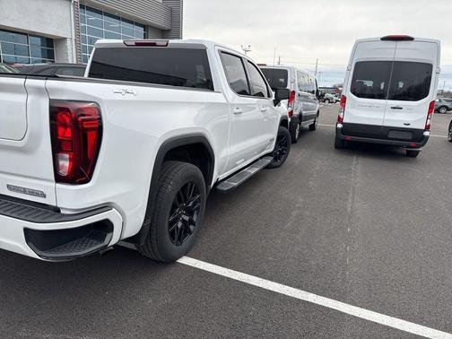 2022 GMC Sierra 1500 Limited Elevation