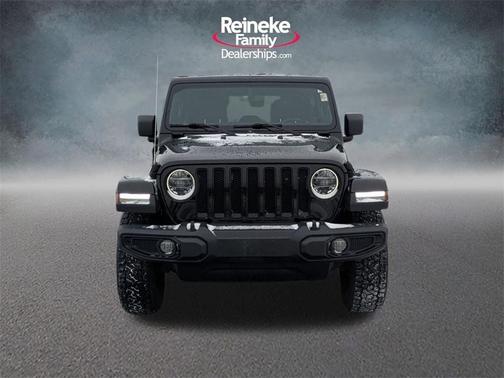 2020 Jeep Wrangler Unlimited Sahara Altitude