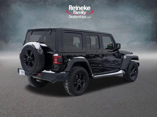 2020 Jeep Wrangler Unlimited Sahara Altitude
