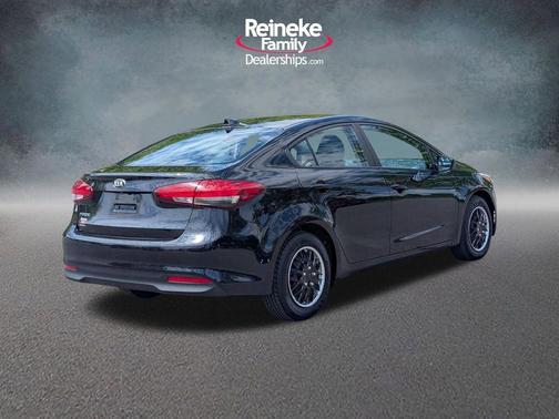 Aurora Black Pearl 2018 Kia Forte LX