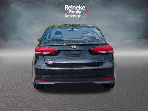 Aurora Black Pearl 2018 Kia Forte LX