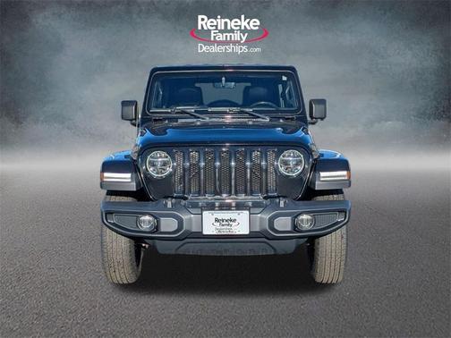 2020 Jeep Wrangler Unlimited Sahara Altitude